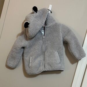 Cozy Gray Kids Teddy Bear full zip Hoodie in EUC